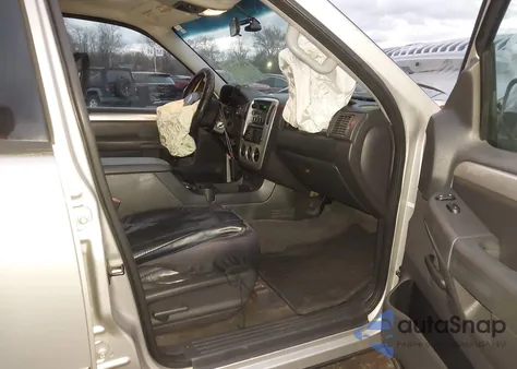 2004 Mercury Mountaineer from USA, damaged, VIN 4M2ZU86WX4UJ11329